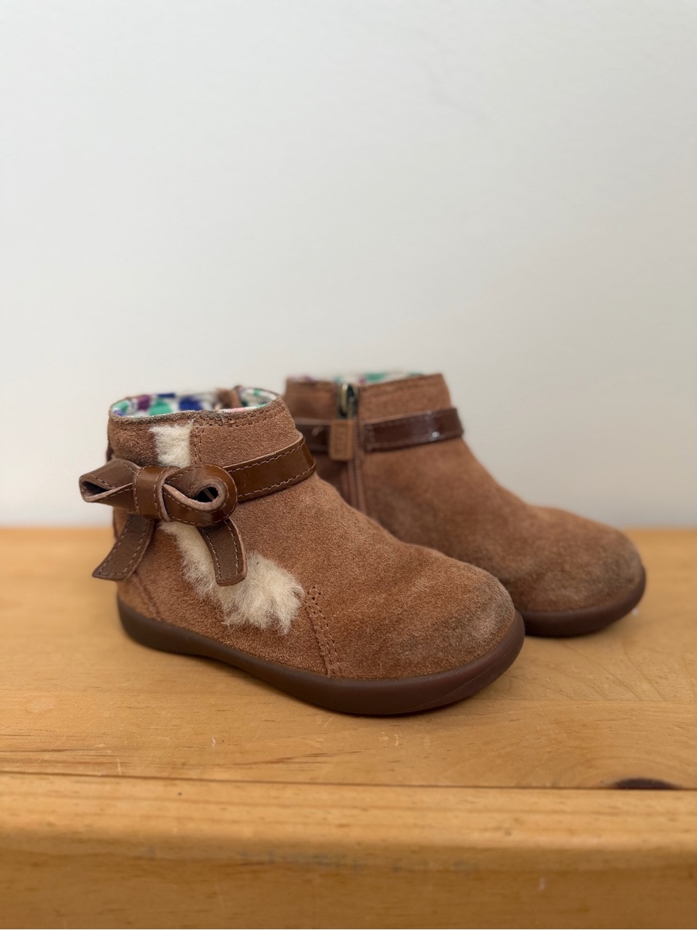 UGG Libbie Brown Suede Ankle Booties with Bow Detail (Size 7.5)